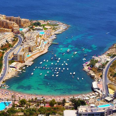 Ferienwohnung Unbeatable Location Valletta And Harbour Views Sliema Exterior foto