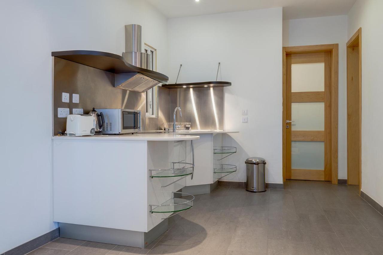 Ferienwohnung Unbeatable Location Valletta And Harbour Views Sliema Exterior foto