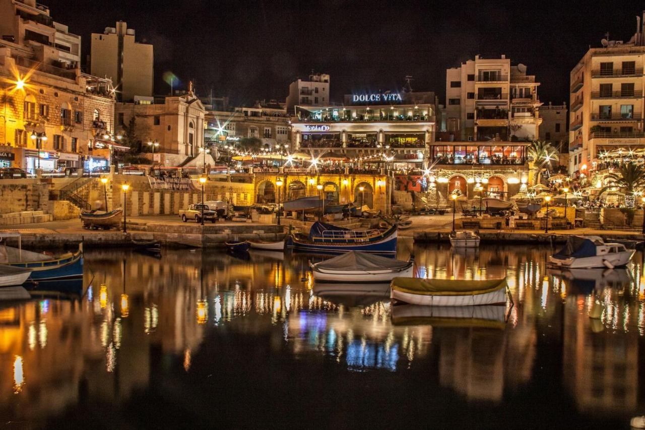 Ferienwohnung Unbeatable Location Valletta And Harbour Views Sliema Exterior foto