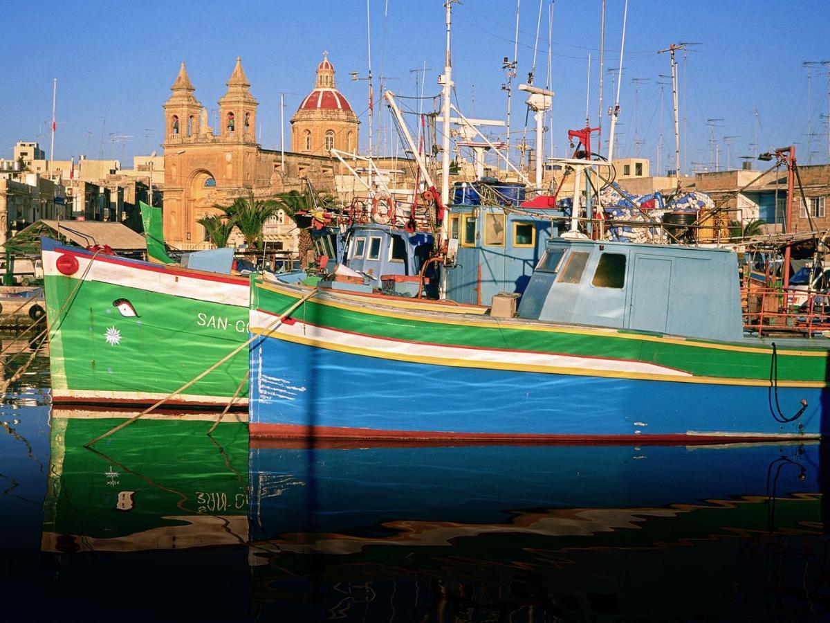 Ferienwohnung Unbeatable Location Valletta And Harbour Views Sliema Exterior foto